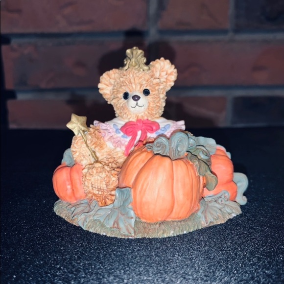 Bainbridge Bears Courtney Pumpkin Princess Collectible figurine - Picture 3 of 6